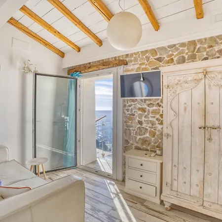 Casa Vela *